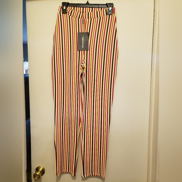 Prettylittlething pant set - Picture 4 of 6